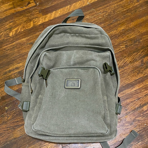 Hiking backpack - Picture 1 of 2
